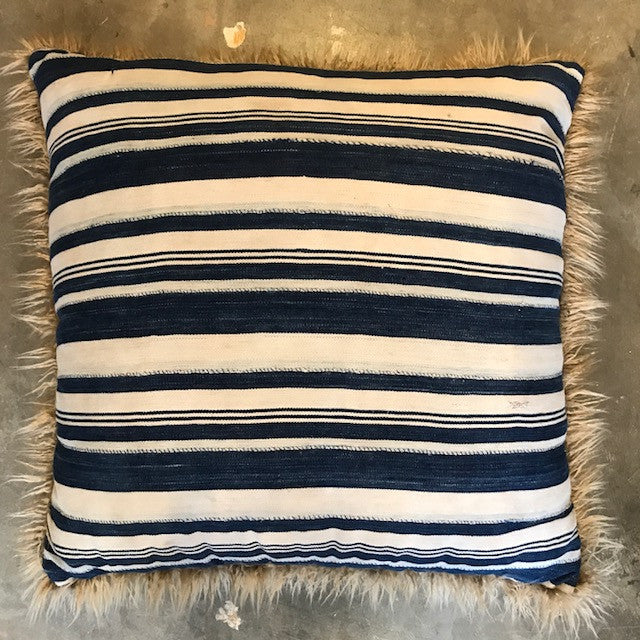 30" Oversized Pillows